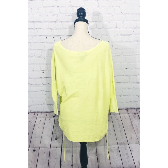 Lane Bryant Yellow Top Size 14/16 - Picture 3 of 4